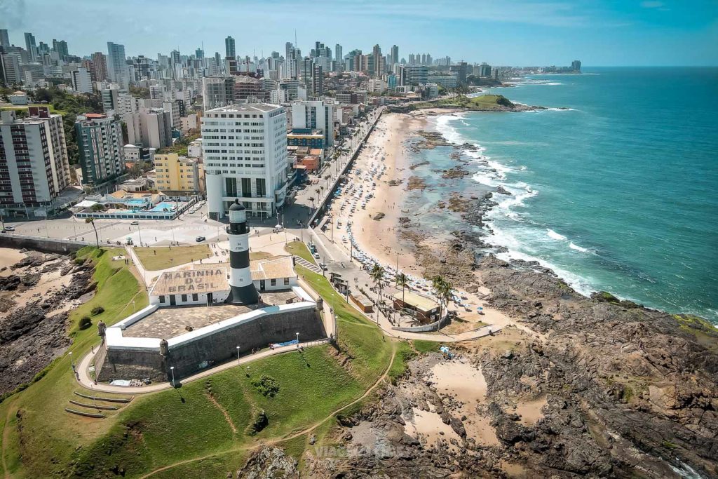 10 Melhores Praias da Bahia: Praia do Farol da Barra, Salvador