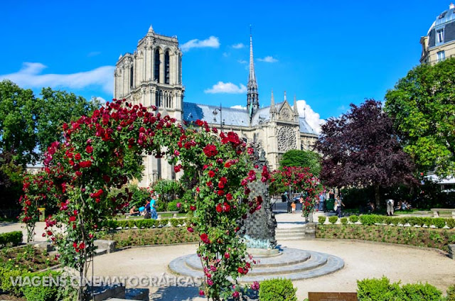 Paris e Notre-Dame a partir da Square René Viviani
