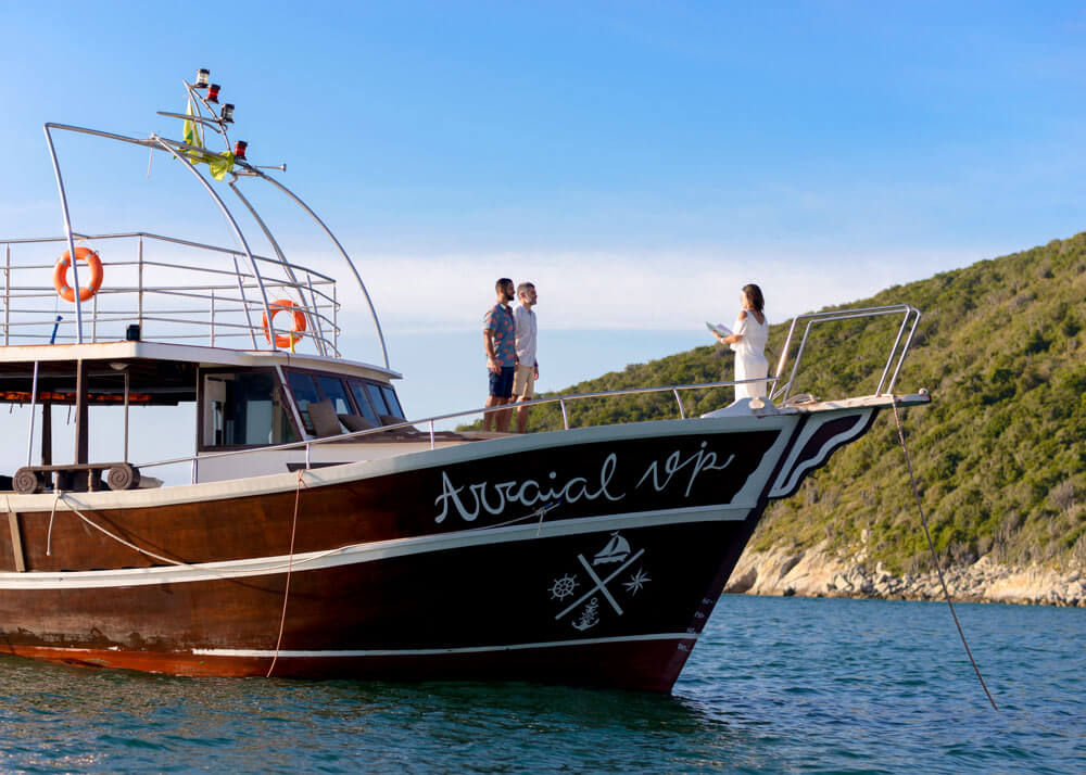 Passeio de Barco em Arraial do Cabo e Renovação de Votos