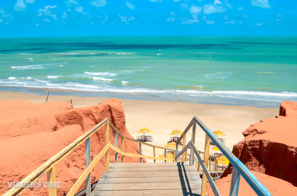 10 Melhores Praias do Nordeste Brasileiro - Canoa Quebrada, Ceará