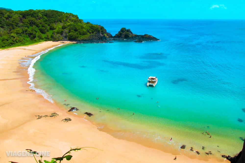 10 Praias mais Bonitas do Nordeste: Baía do Sancho, Pernambuco