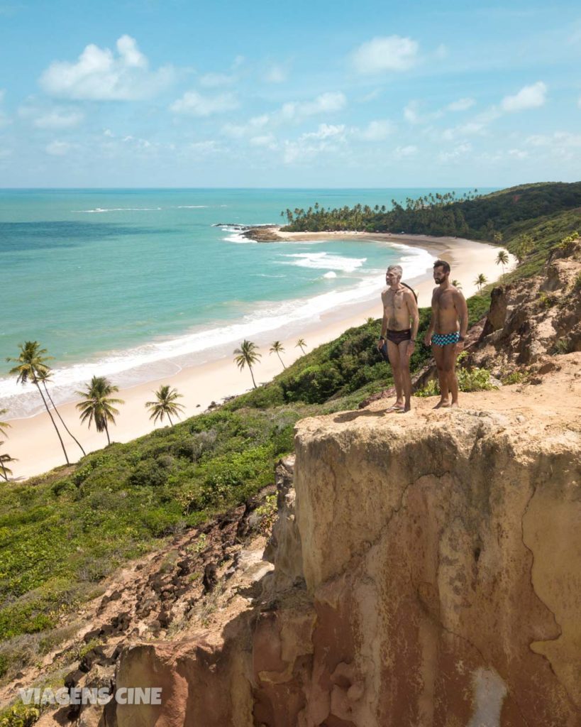 10 Praias mais Bonitas do Nordeste Brasileiro: Praia de Coqueirinho, Paraíba