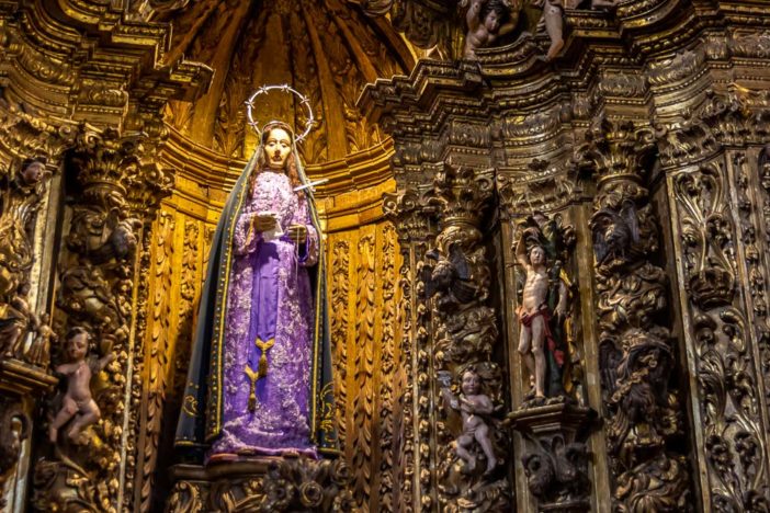 Detalhes da Basílica Menor de Nossa Senhora do Pilar em Ouro Preto